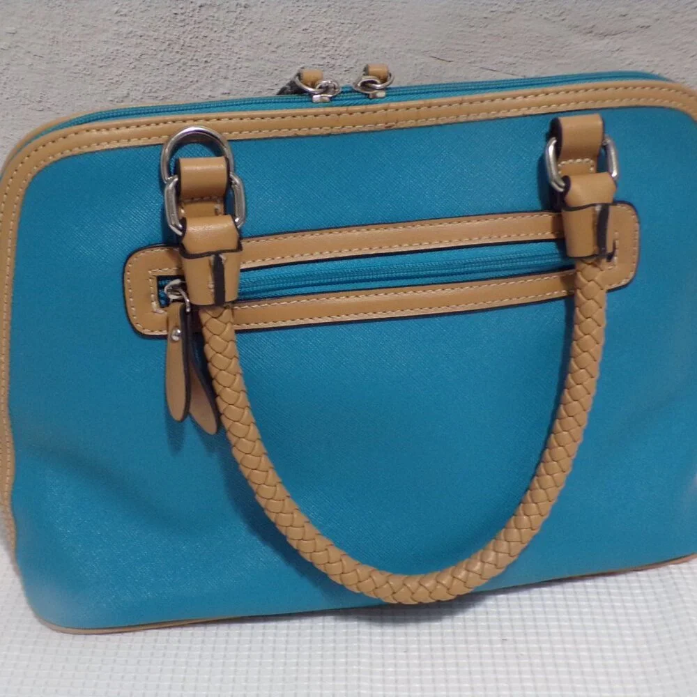 Gianibernini Teal & Beige‎ Handbag Leather with Silver Accents Zipper Closure